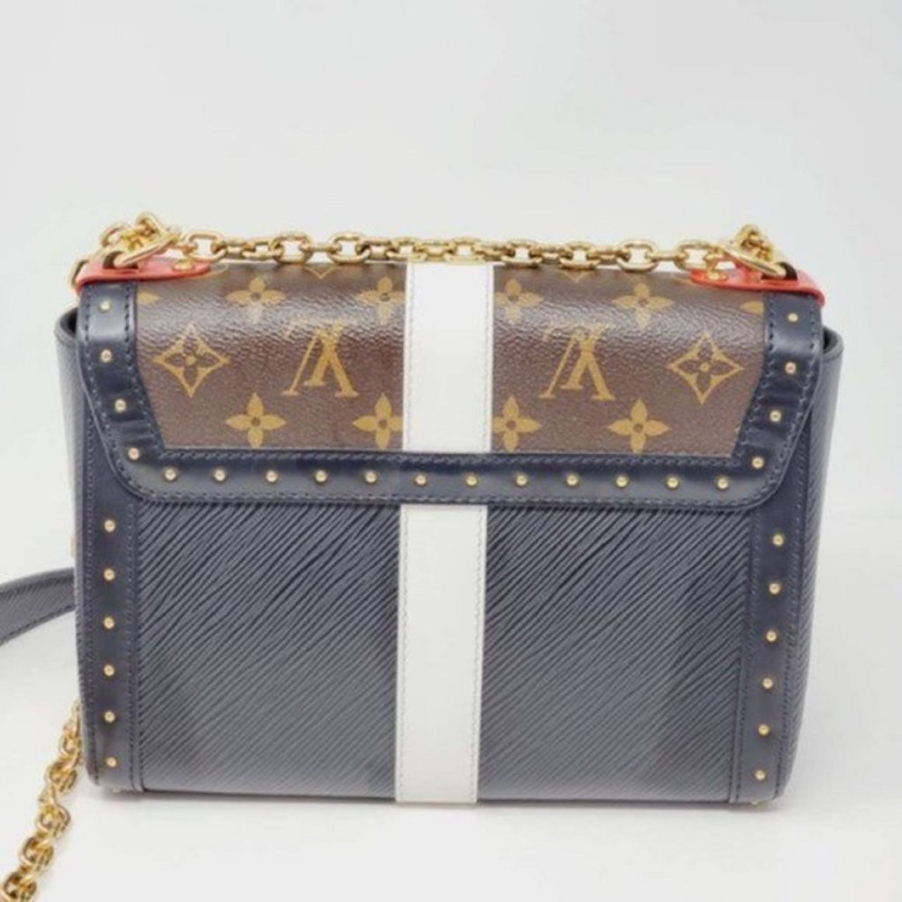 Louis Vuitton Twist MM Monogram Limited EditionBag - Picture 3 of 16